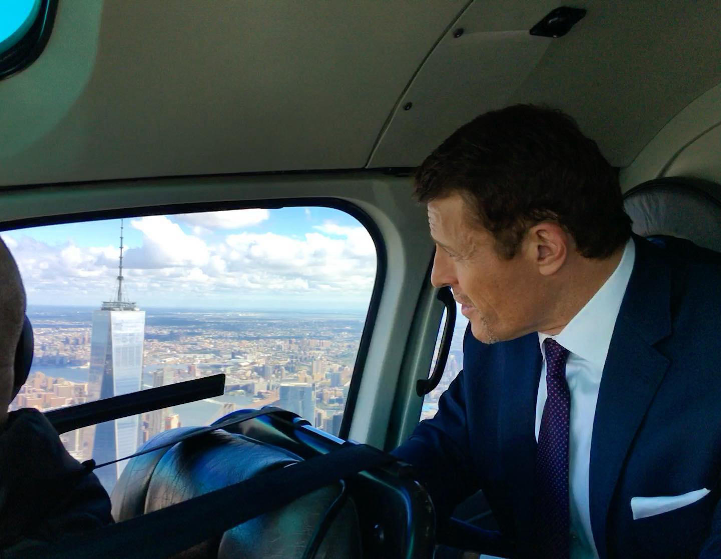 image  1 Tony Robbins - Everytime I fly into New York, this city I’ve been coming to for decades, I am still
